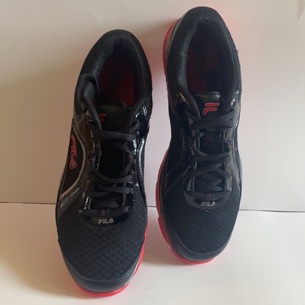 ✨BRAND NEW✨ FILA PROMPT SNEAKERS MEN'S (BLACK AND RED) - Picture 8 of 13